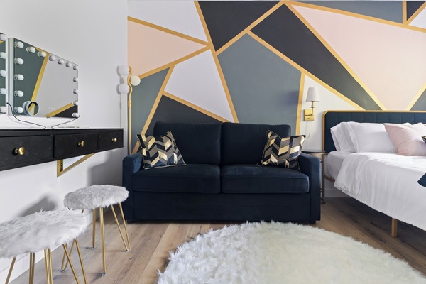 3 dormitoris, planxa i posts de planxar, wifi i roba de llit