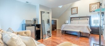 Beautiful cozy loft in Montclair, NJ