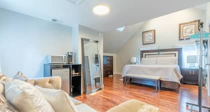 Beautiful cozy loft in Montclair, NJ