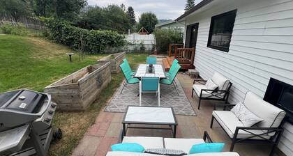 Charming 3-bedroom Mid-Century