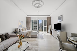In-room safe, blackout curtains, iron/ironing board, free WiFi - ME DO RE residence (Dubai)