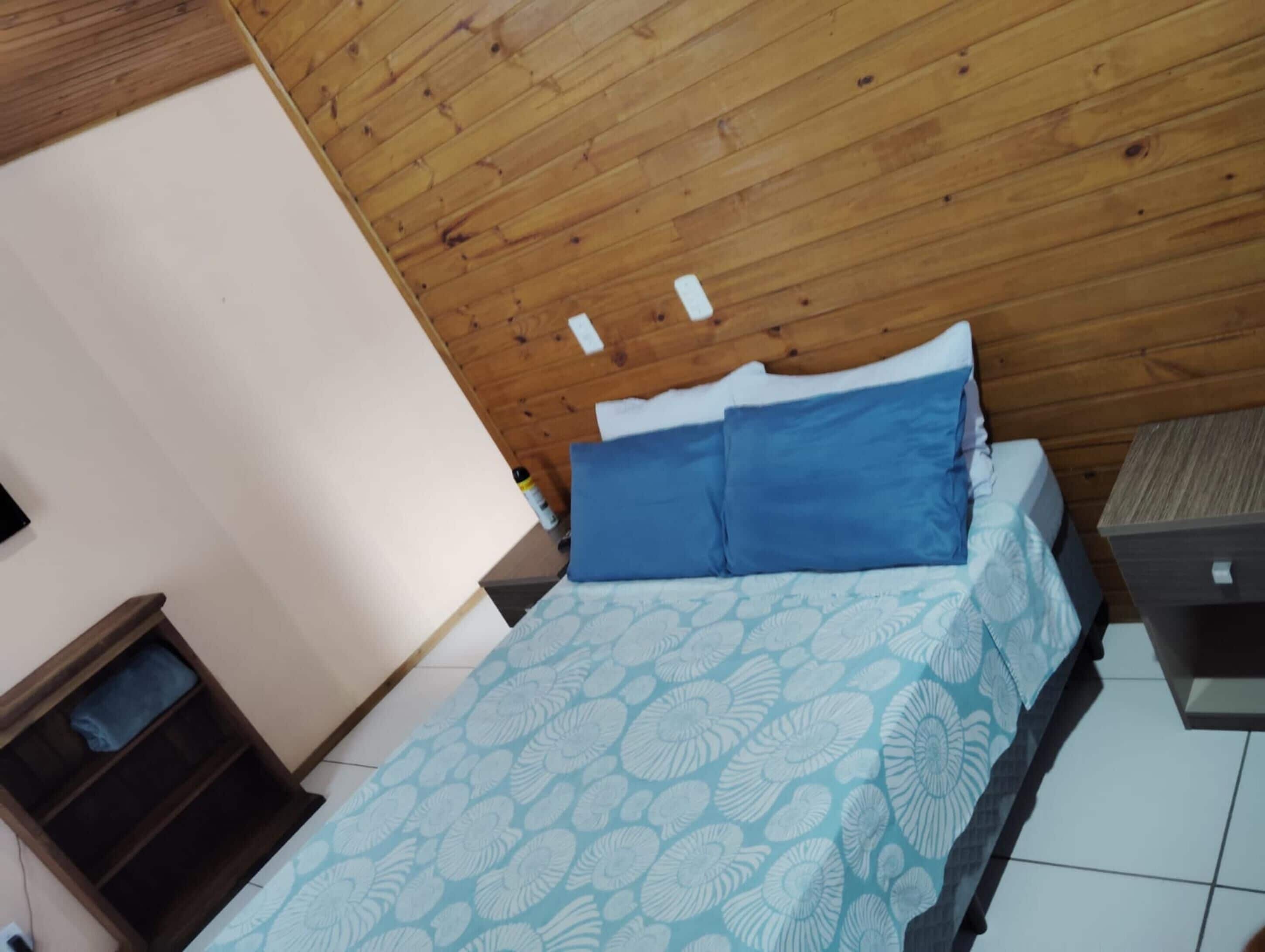 Wi-Fi gratuit, draps fournis