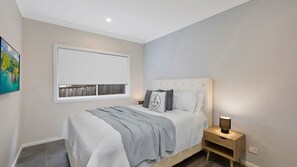 3 bedrooms, WiFi, bed sheets