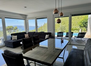 Interior - Fantastic villa with private pool/whirlpool and sea views - 10 minutes from the beach (Makarska)