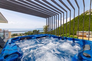 Idromassaggio all'aperto