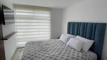 3 dormitorios, escritorio, tabla de planchar con plancha y wifi gratis