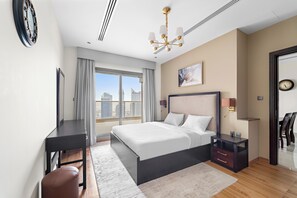 Deluxe Apartment, Canal View | 1 bedroom, in-room safe, soundproofing, iron/ironing board - Elite Downtown Residences (Dubai)