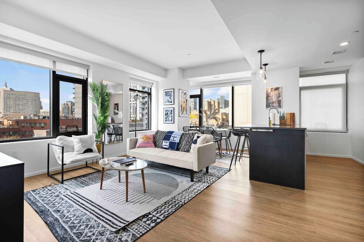 TV, fireplace, offices
