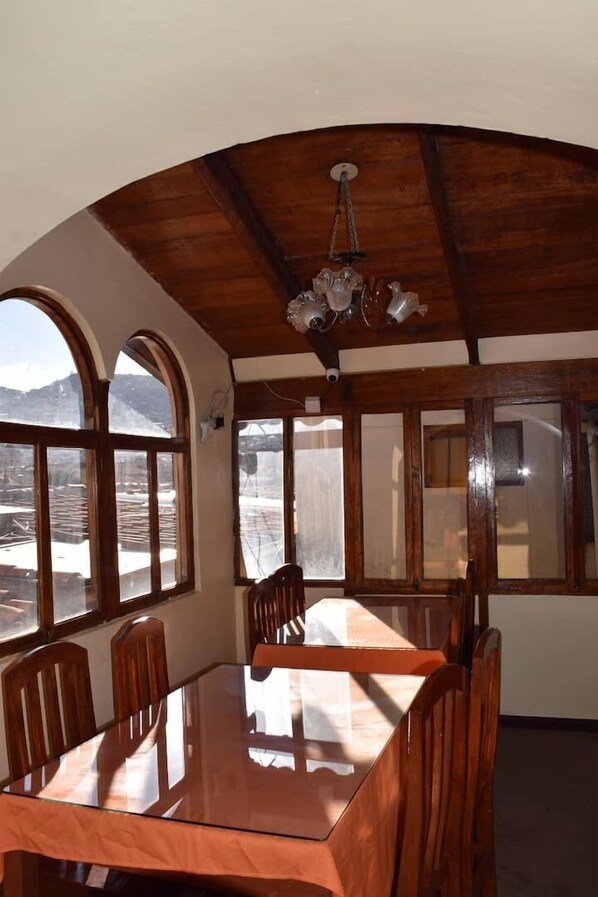 รวมอาหารเช��้าแบบคอนติเนนทัล ทุกวัน