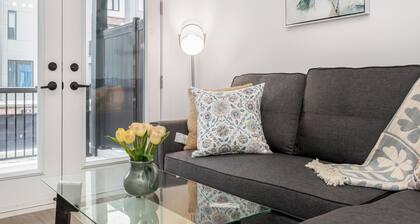 Cozy Getaway in Uptown Waterloo