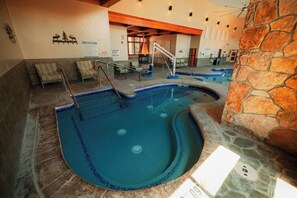 Innenpool, Außenpool