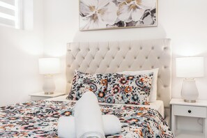 2 chambres, fer et planche à repasser, Wi-Fi gratuit, draps fournis