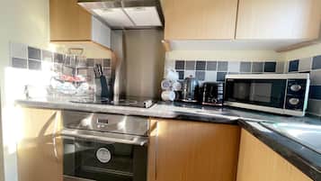 Fridge, microwave, oven, electric kettle