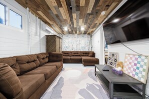 Smart TV, videojuegos, libros y impresora 