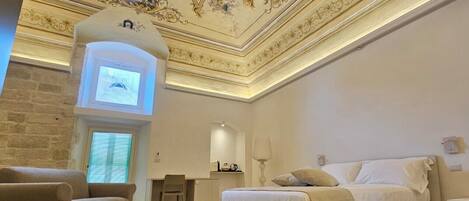 1 soveværelse, pengeskab på værelset, skrivebord, gratis Wi-Fi