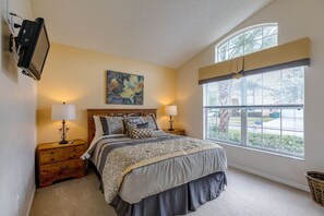 5 slaapkamers, een strijkplank/strijkijzer, gratis wifi, beddengoed