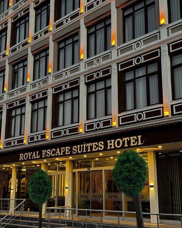 Exterior - Royal Escape Hotel (Istanbul)