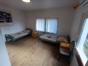 1 chambre, Wi-Fi gratuit, draps fournis