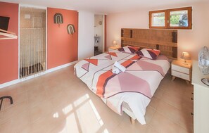4 Schlafzimmer, kostenloses WLAN, Bettwäsche