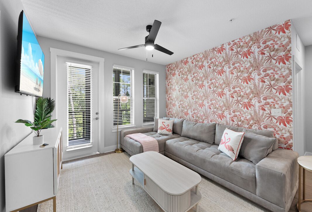 Beachy Oasis: Posh 2BR/2BA with Pool & Gym