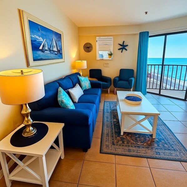 Smart TV - Cozy 2-bedroom condo l Oceanfront l Resort l Pool l Hot tub (Myrtle Beach)