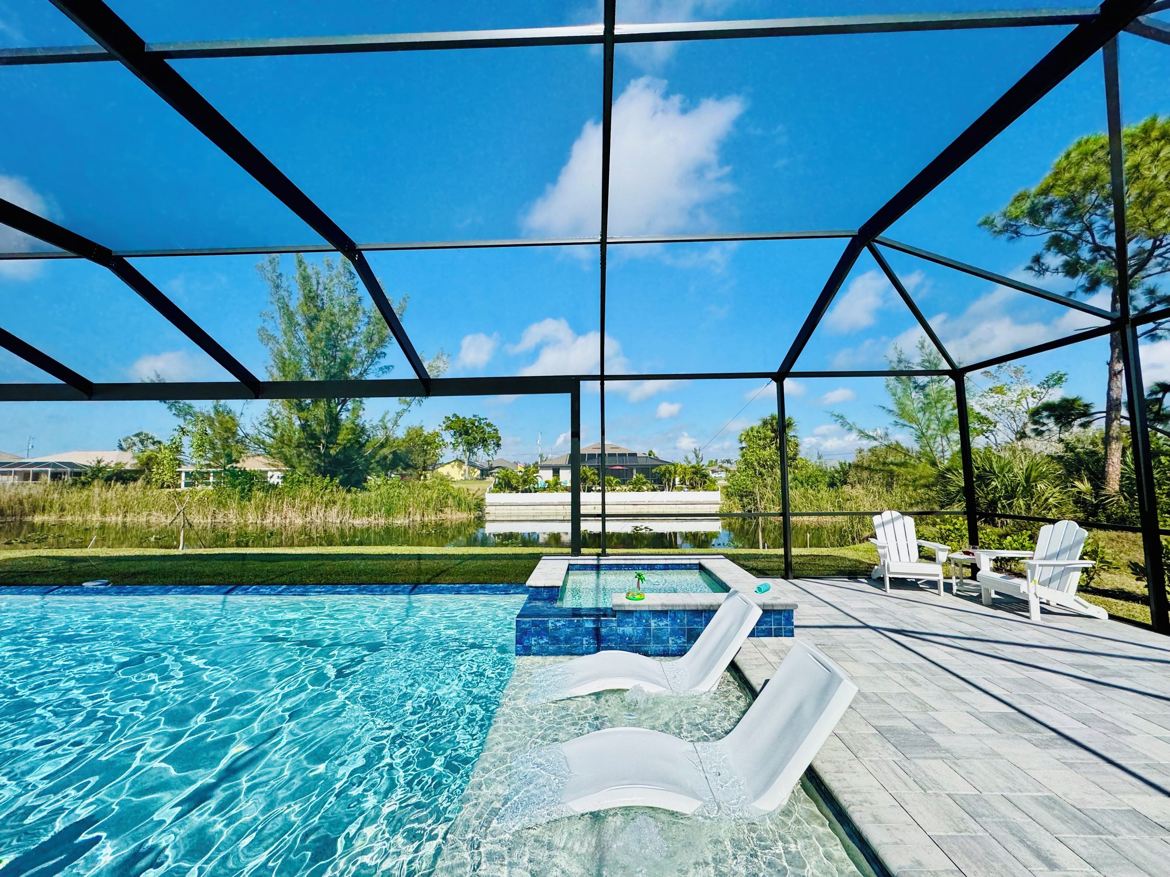 Outdoor pool, a heated pool