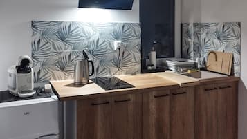 Kühlschrank, Ofen, Herdplatte