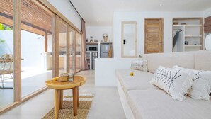 Basic Villa | Living area - Villa Diana 1 (Tabanan)