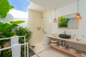 Basic-Villa | Badezimmer
