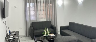 Charming 2-bedroom Ocean View Apartment with Wi-Fi, AC and Generator in Monrovia