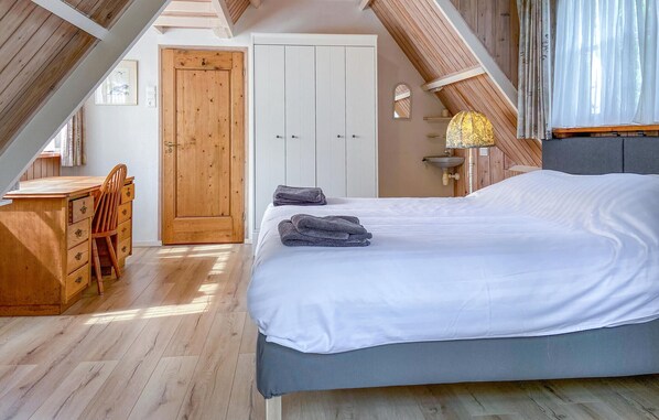3 chambres, fer et planche à repasser, Wi-Fi gratuit
