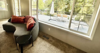 Unit surrounded by trees
Washer and Dryer + Pet friendly!