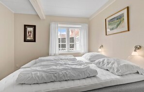 2 bedrooms, free WiFi - 2 bedroom awesome apartment in Svaneke (Svaneke)