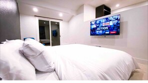 5 habitaciones, tabla de planchar con plancha, wifi y ropa de cama