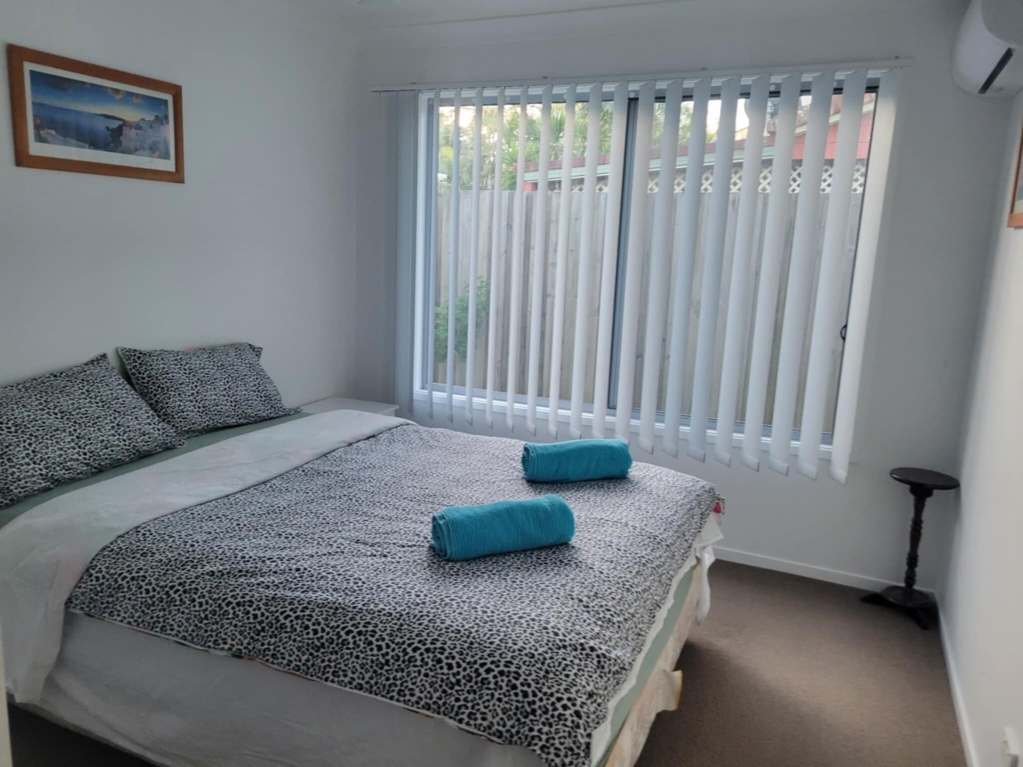 3 室のベッドルーム、デスク、アイロン / アイロン台、WiFi