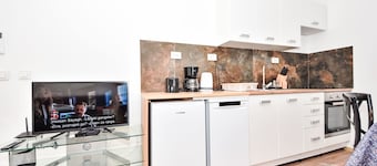 Goran II by Interhome