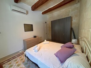 1 bedroom, iron/ironing board, WiFi, bed sheets - Three cities Malta 1 (Cospicua)