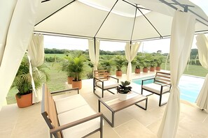 Family Chalet | Property grounds - Mágica CASA FINCA de lujo piscina wi-fi (San Sebastian de Mariquita)