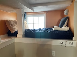 1 bedroom, desk, iron/ironing board, free WiFi