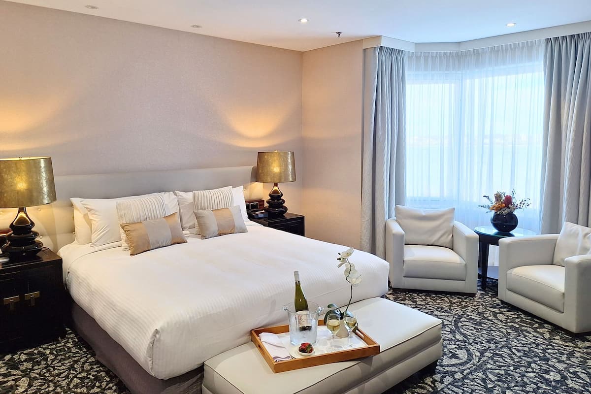 Residence Suite | 1 bedroom, desk, laptop workspace, iron/ironing board