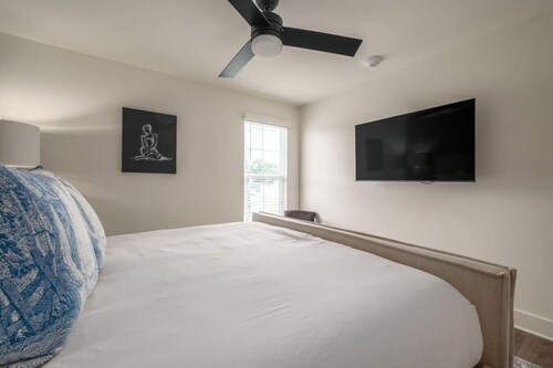 5 Star Flat Downtown Trussville
