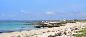 Apartment 471 - Clifden - sleeps 4 guests  in 2 bedrooms