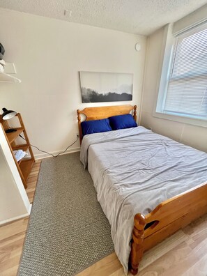 1 bedroom, WiFi, bed sheets