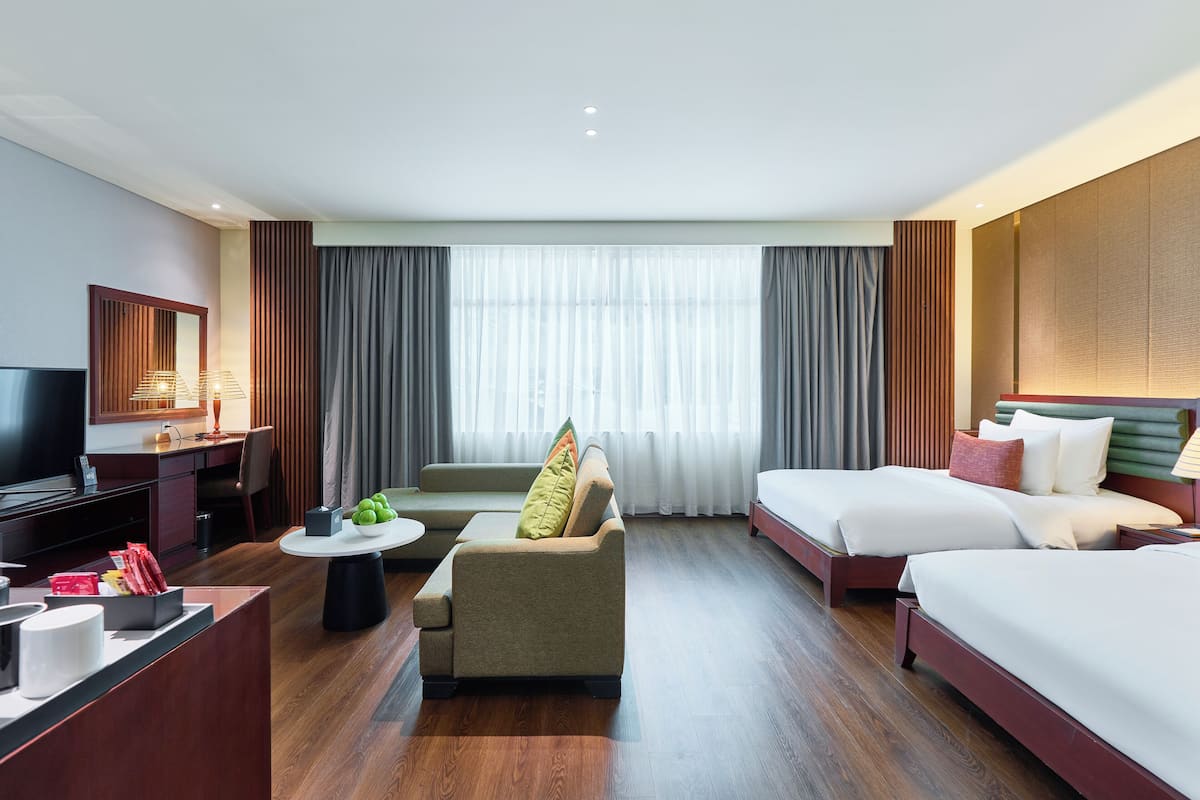 Family Room, City View | Premium bedding, minibar, in-room safe, desk