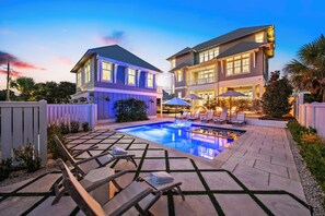 A heated pool - Crown of 30A! Pool+Golf Cart+Bikes, 1Min to Beach (Santa Rosa Beach)