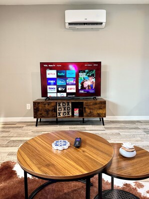 Interior - The Wild West Downtown Studio! Free WiFi! (Houston)