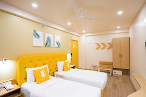Standard Twin Room | Desk, laptop workspace, soundproofing, free WiFi - Bloom Hotel - HSR Club (Bengaluru)