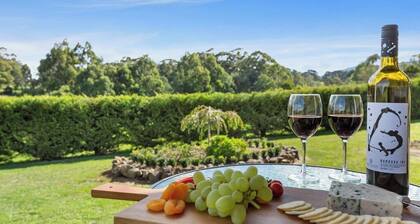 Sawmill Cottage in Icy Creek