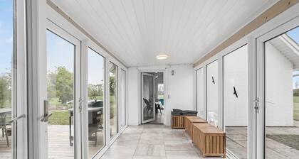 Superbe maison Ă  Aakirkeby avec sauna