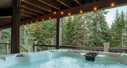 Secluded Getaway, HotTub, Pet&Kid Friendly, GameRm